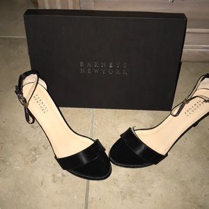 Woman’s Barney’s New York Black Heels